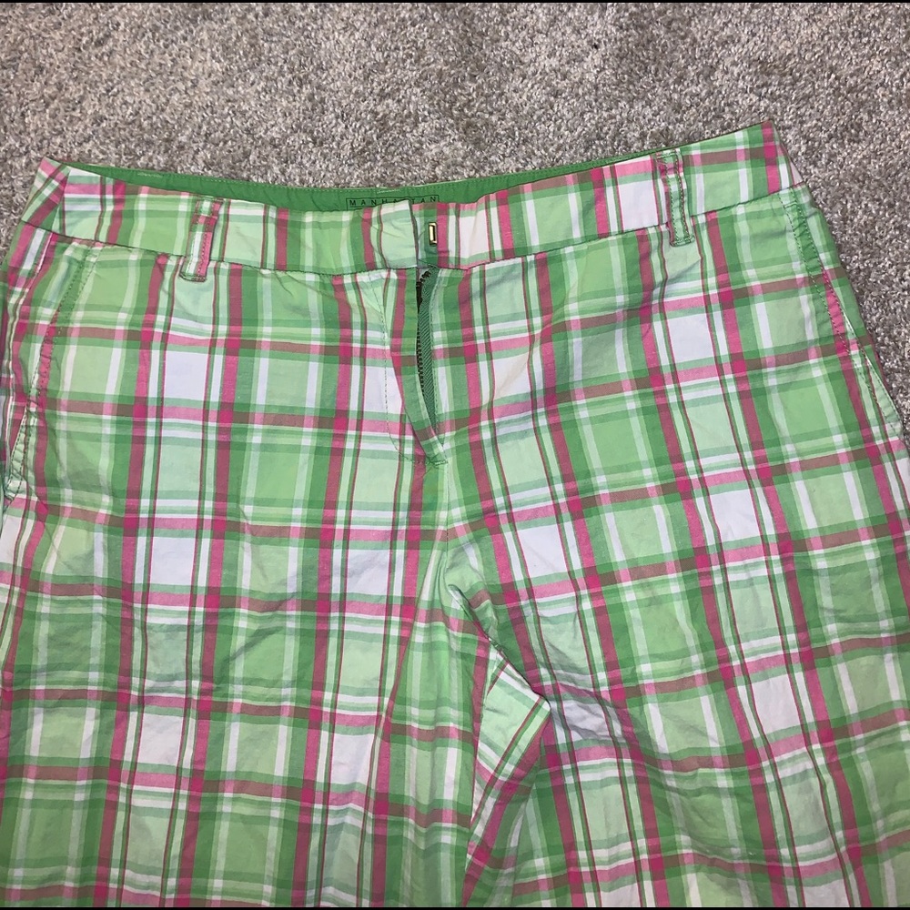 NY & Company Manhattan Plaid Chino shorts size 12 - Picture 4 of 12